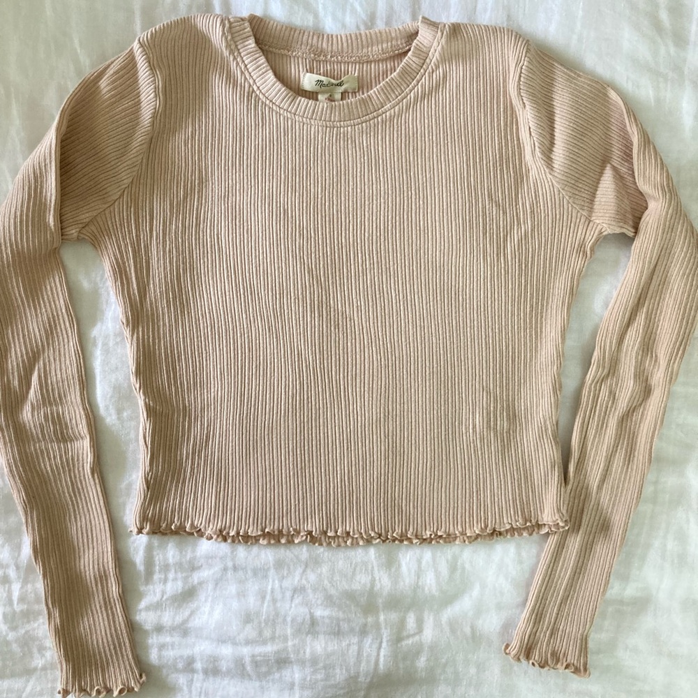 Cropped lettuce edge shirt